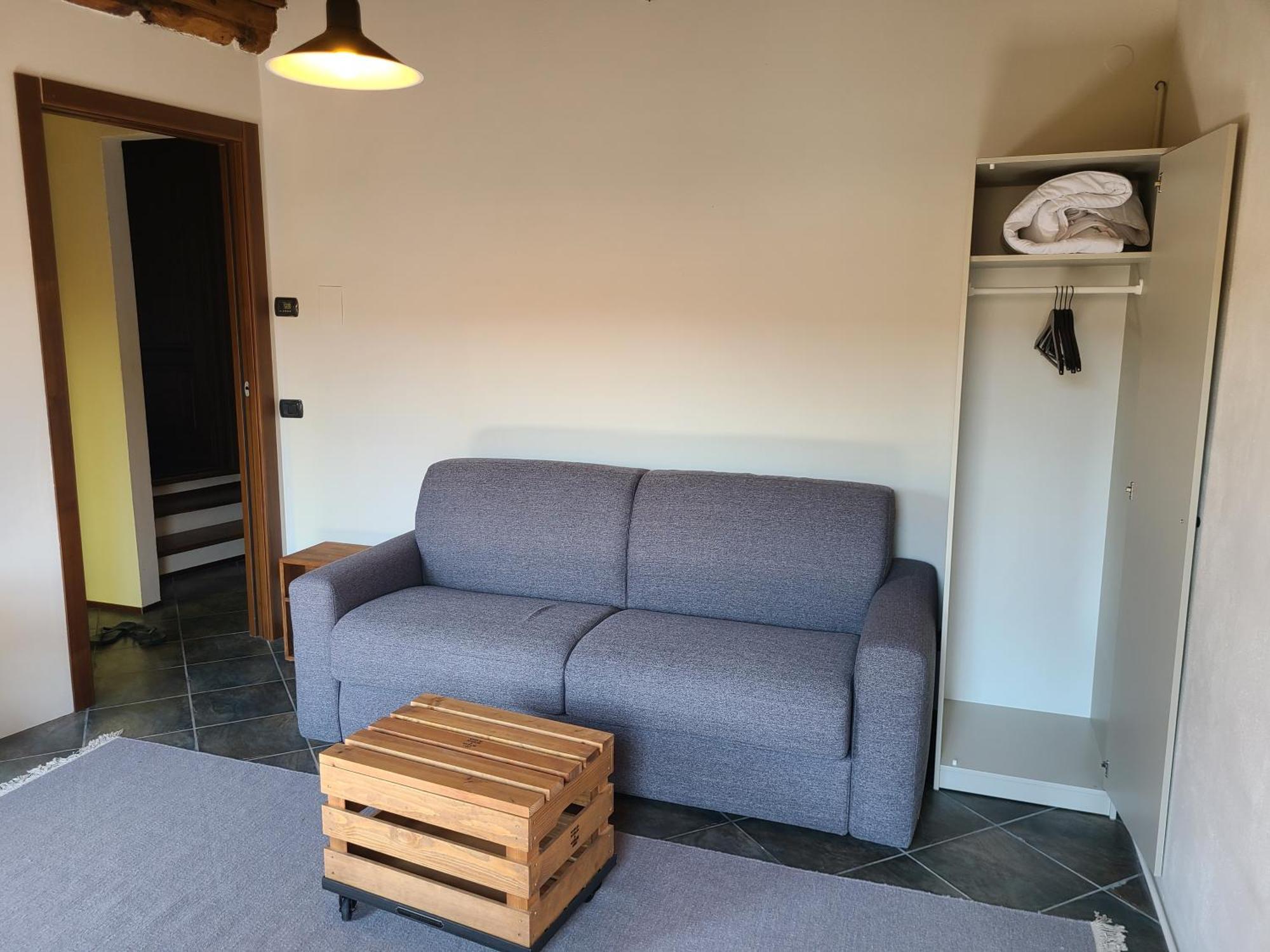 Robin'S Nest Hotel Paruzzaro Room photo